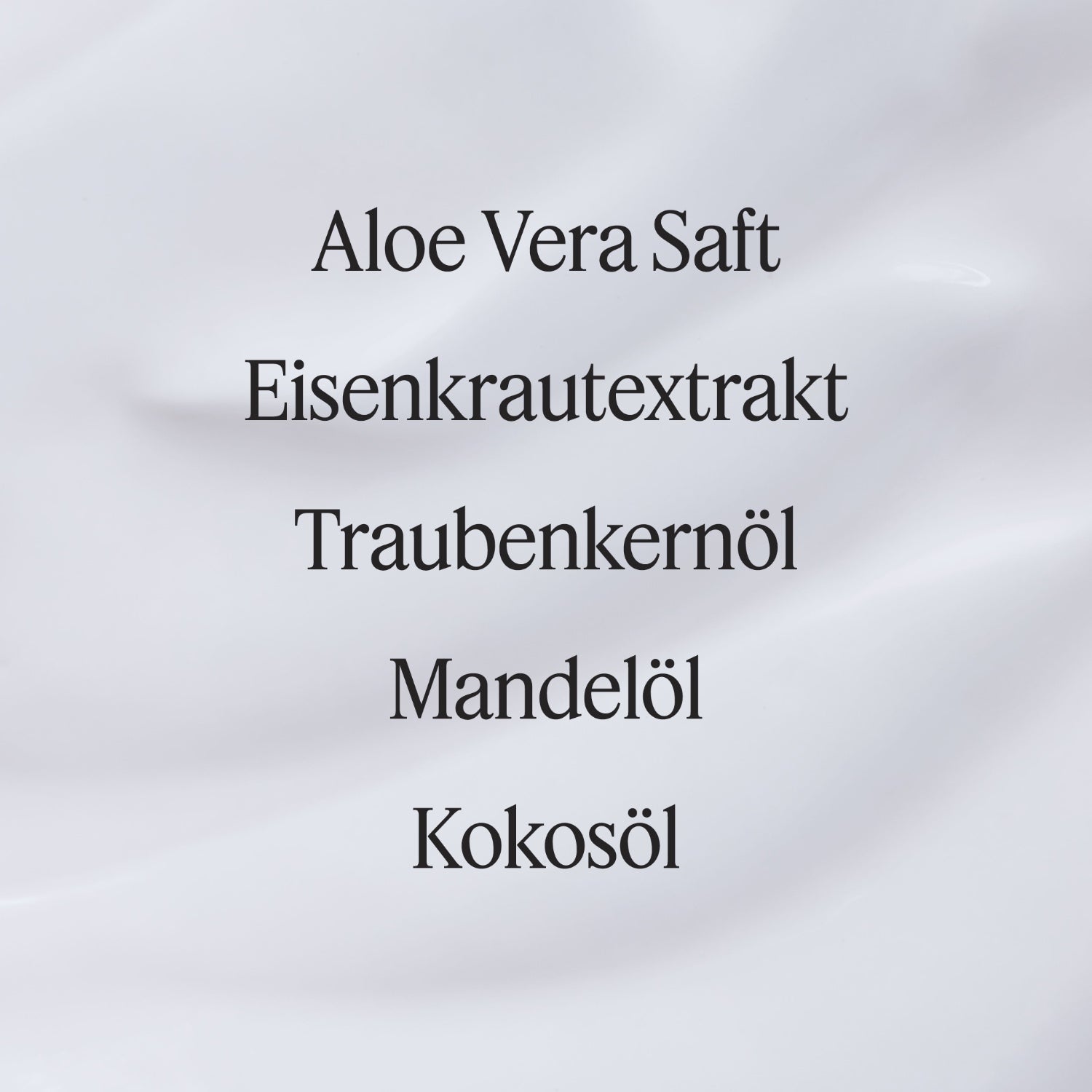 Santaverde Body Lotion Classic – Texturbild der feuchtigkeitsspendenden Naturkosmetik-Körperlotion mit Aloe Vera, Mandelöl, Eisenkrautextrakt und Traubenkernöl